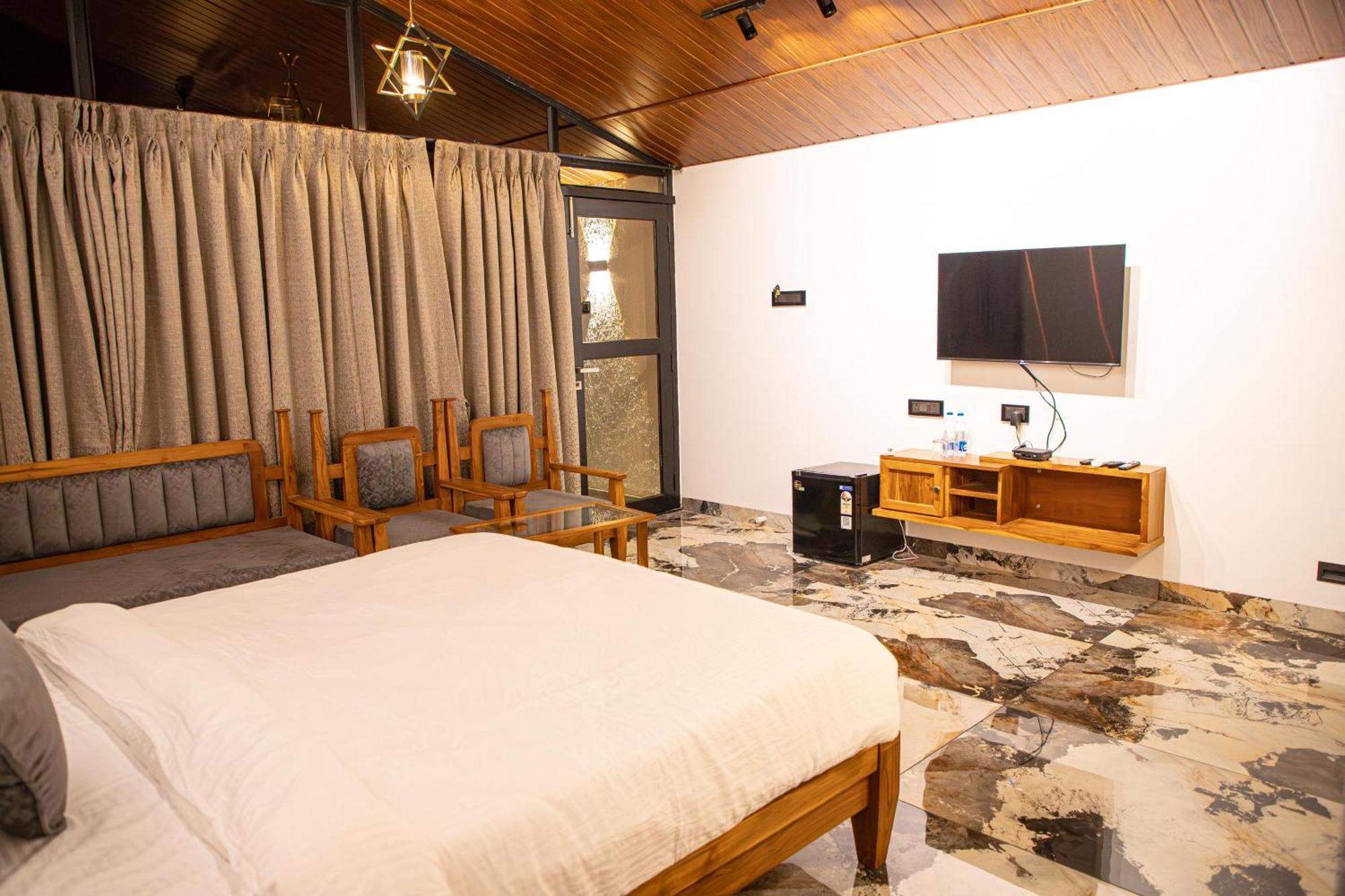 White Sand Beach Resort Kondivali Exterior photo